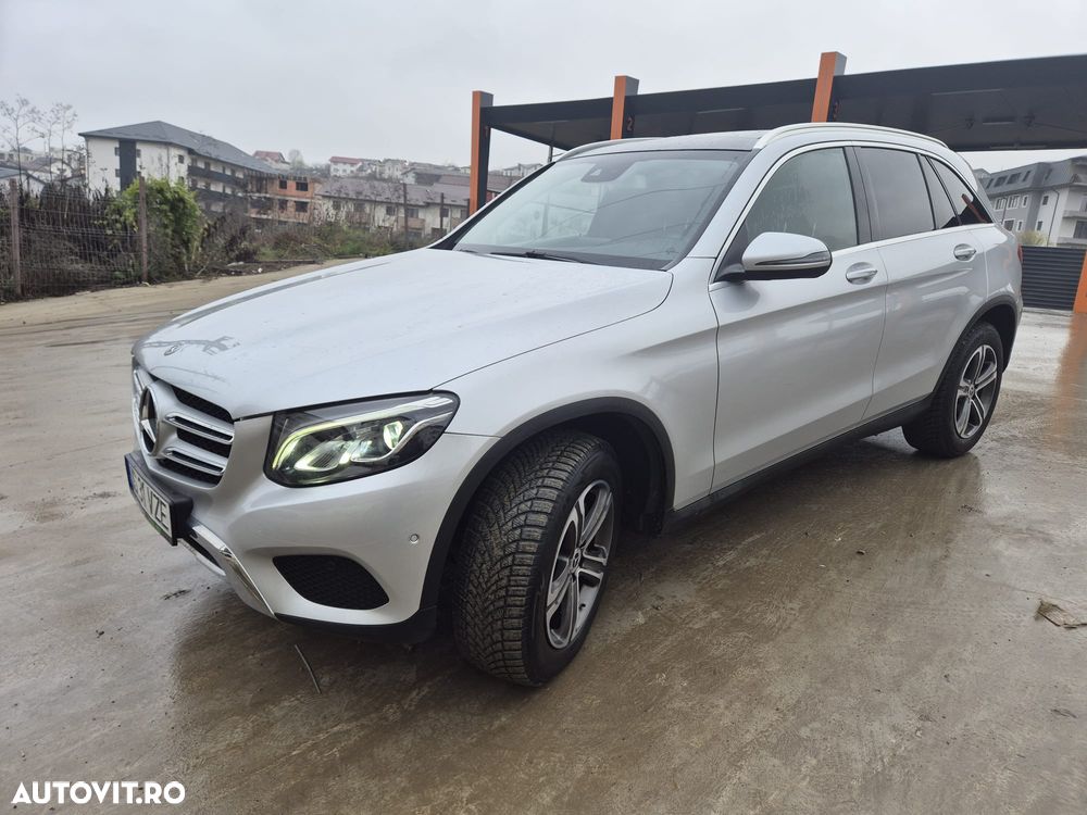 Mercedes-Benz GLC 250 4MATIC - 1
