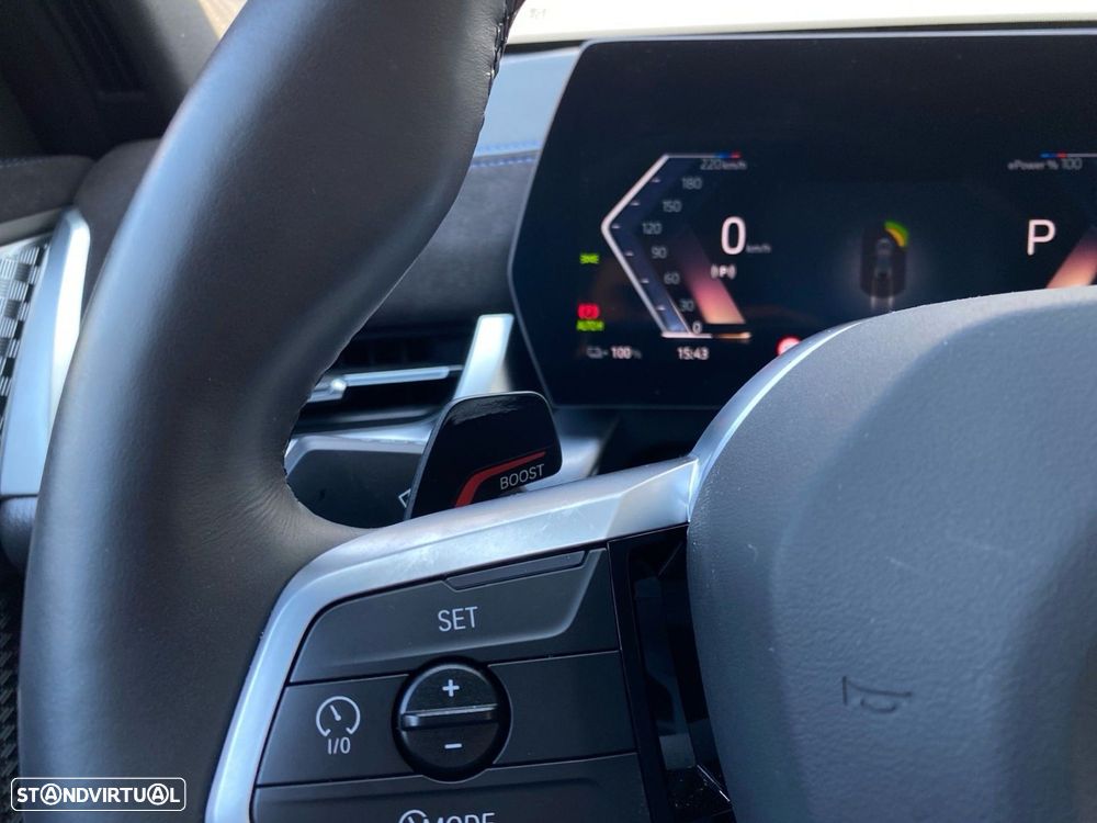 BMW iX2 eDrive20 Pack Desportivo M Pro - 7