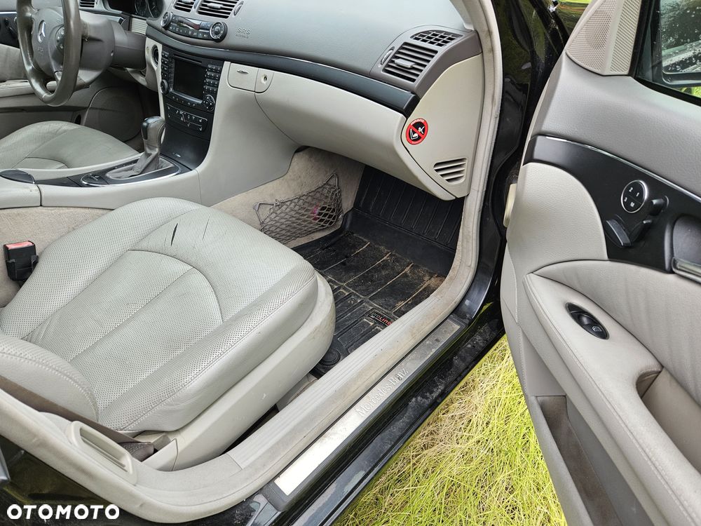 Mercedes-Benz Klasa E 320 Elegance - 18