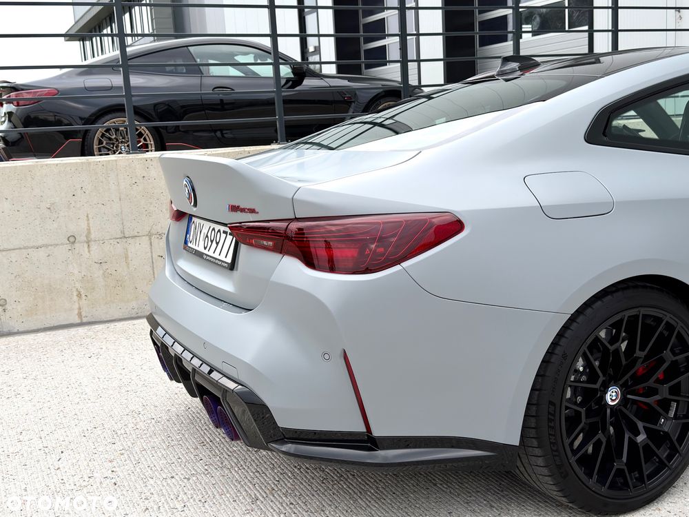 BMW M4 CSL sport - 7