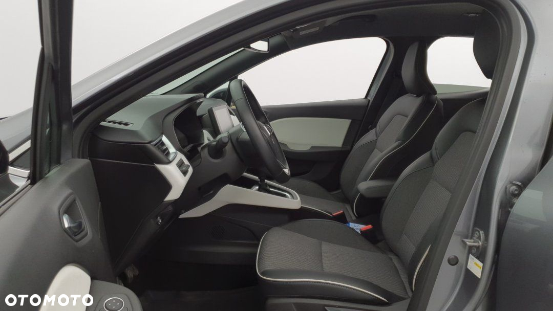 Renault Clio - 9