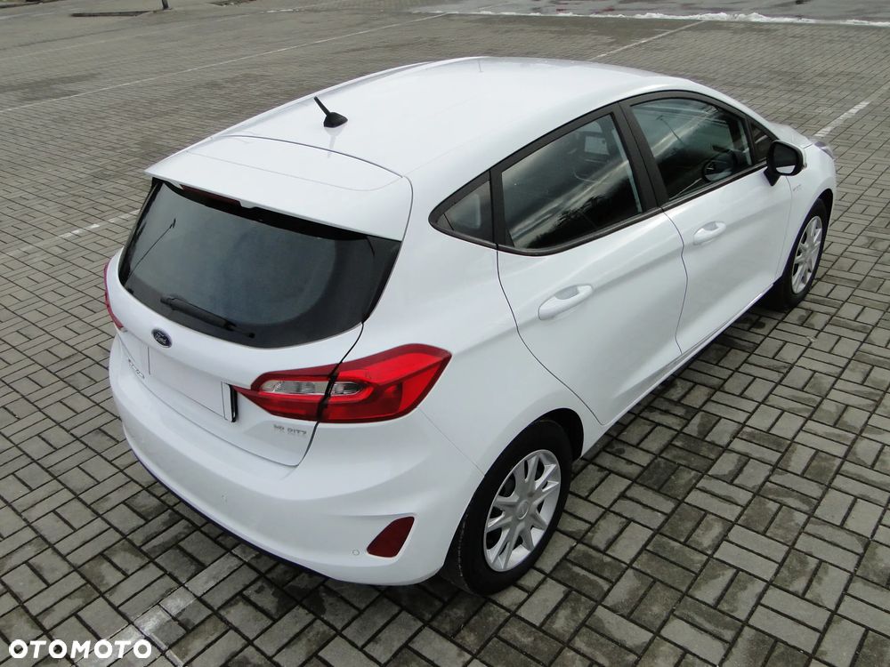Ford Fiesta - 12