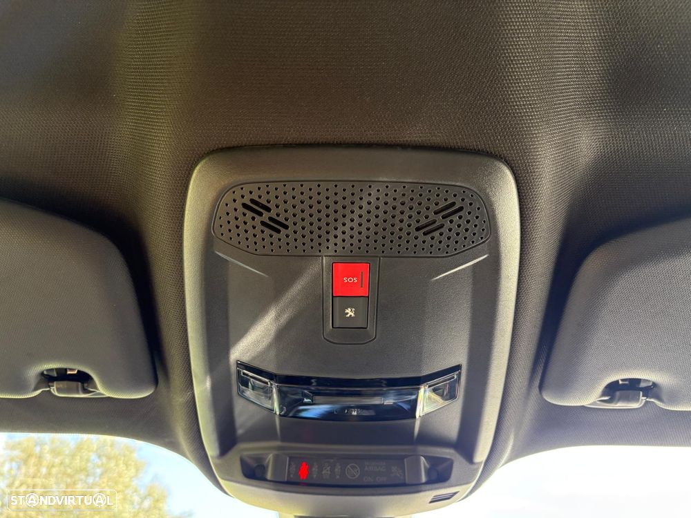 Peugeot 2008 BlueHDi 130 EAT8 GT - 9