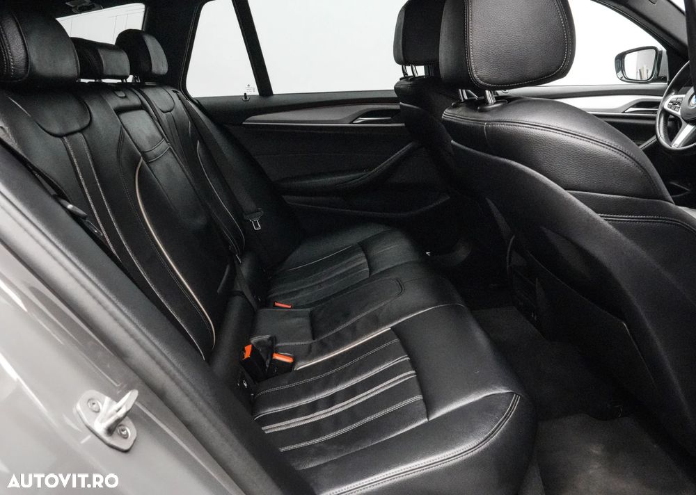 BMW Seria 5 518d AT MHEV - 16