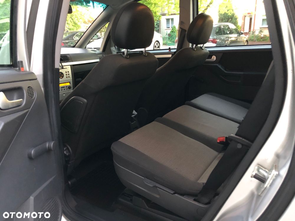 Opel Meriva 1.8 16V Enjoy - 18