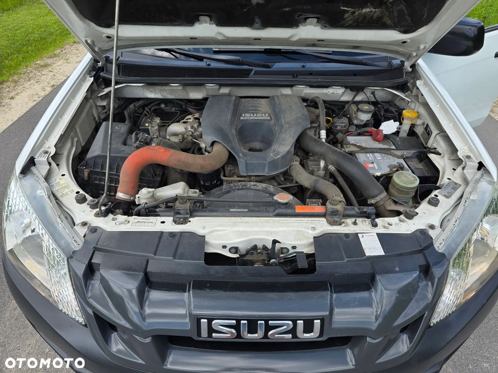 Isuzu D-Max 2.5 EC LS - 21