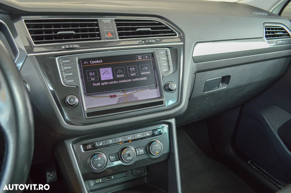 Volkswagen Tiguan 2.0 TDI 4Mot DSG Comfortline - 31