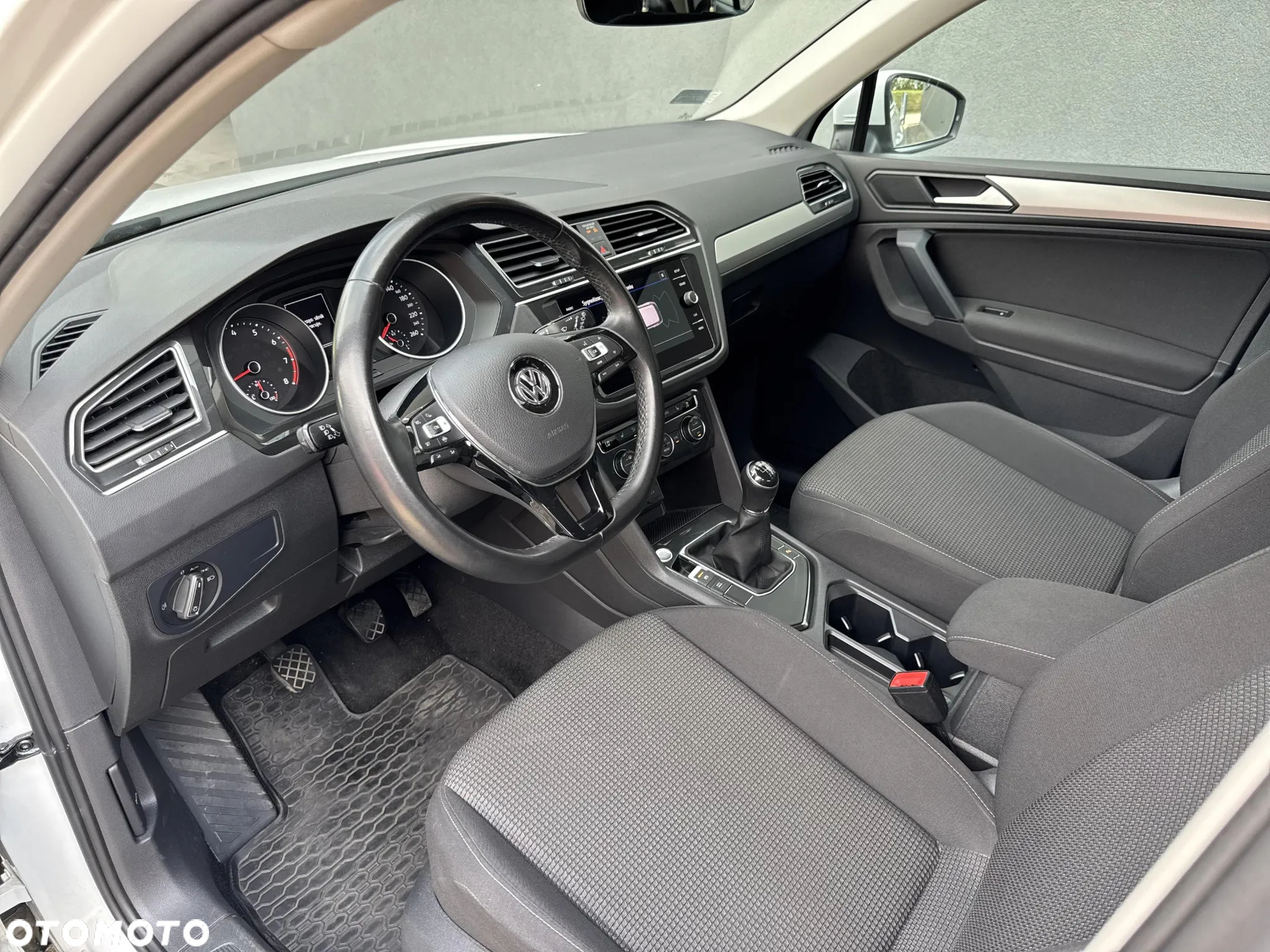 Volkswagen Tiguan 1.5 TSI EVO Comfortline - 10