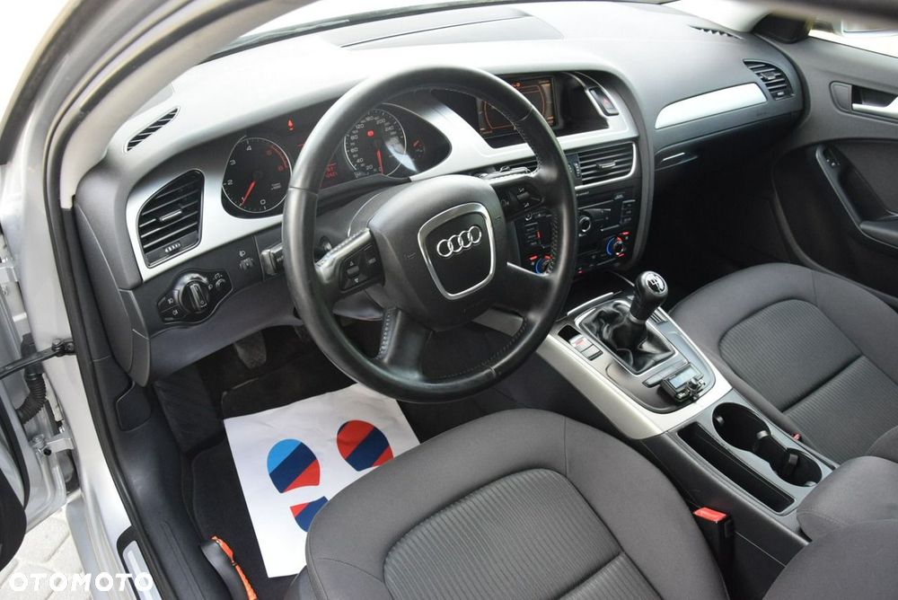 Audi A4 Avant 2.0 TDI DPF Attraction - 28
