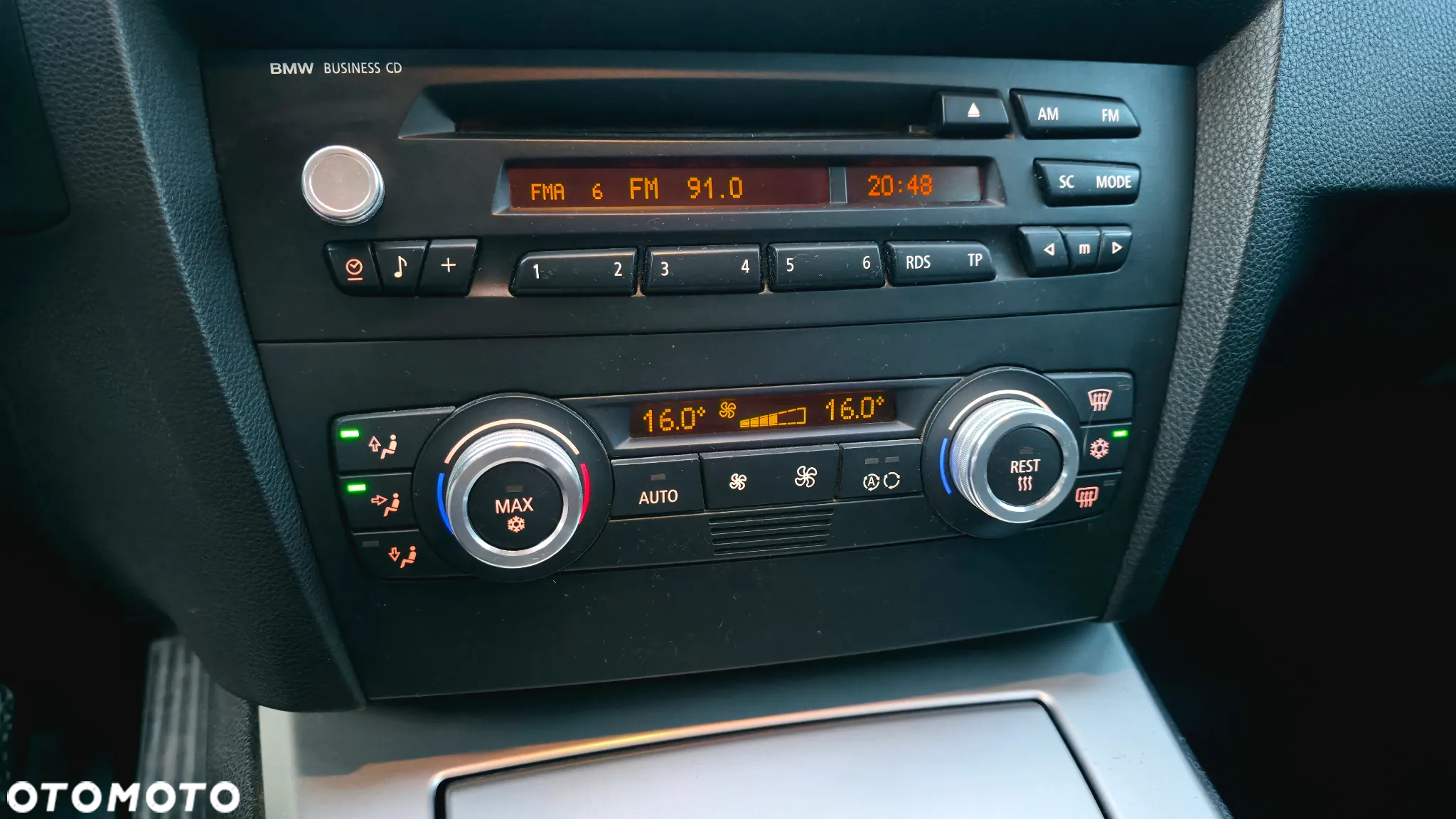 BMW Seria 3 318d - 17