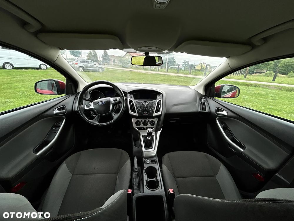 Ford Focus 1.6 TDCi DPF Champions Edition - 11