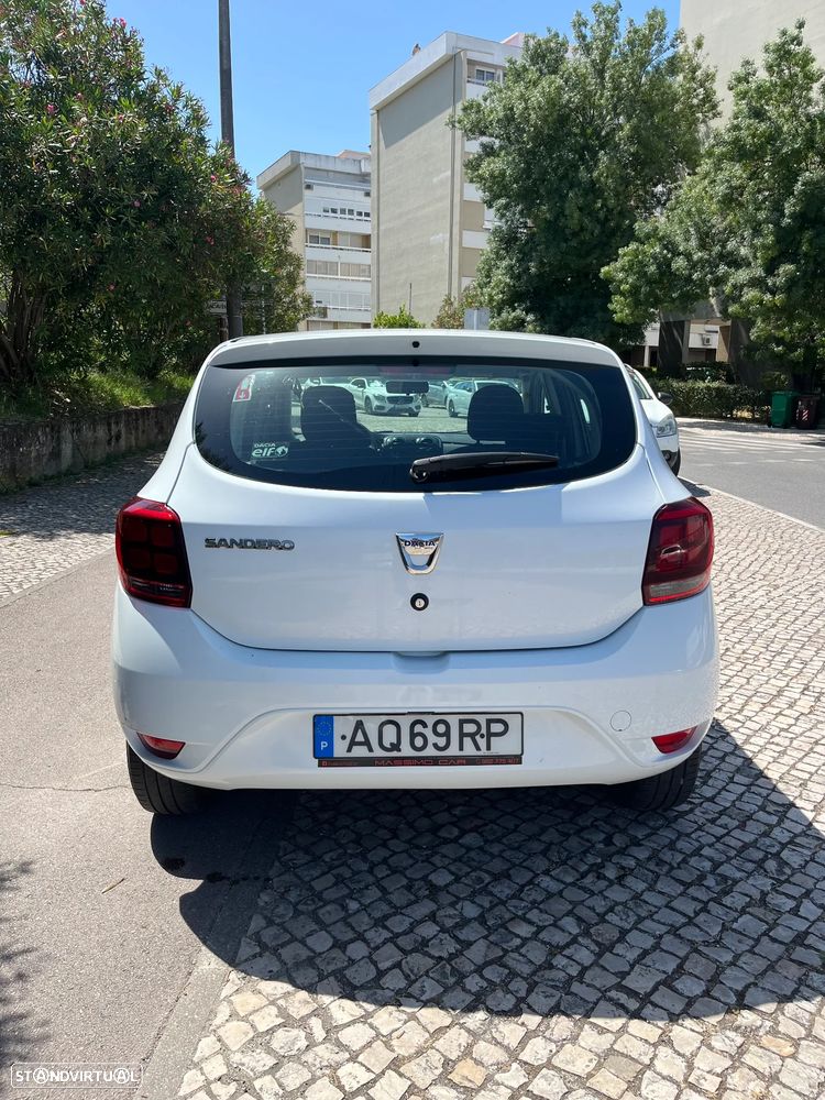 Dacia Sandero 1.5 dCi Comfort - 4