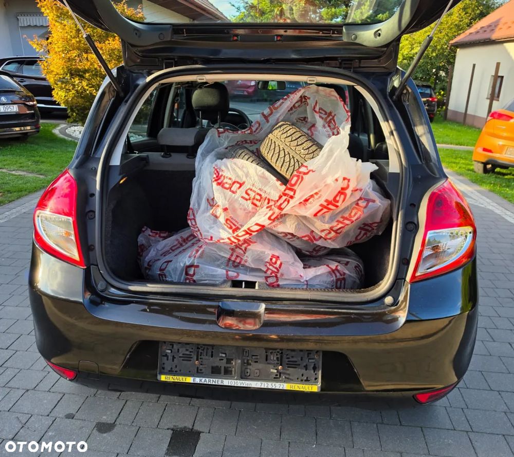 Renault Clio - 12