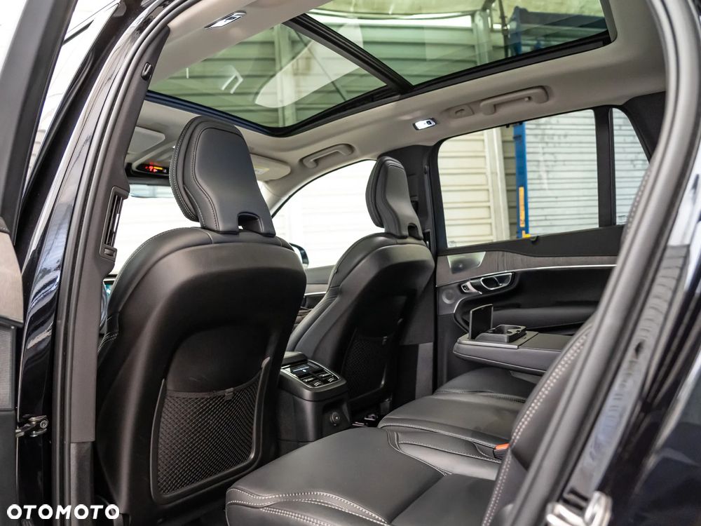 Volvo XC 90 T8 AWD Plug-In Hybrid Inscription 7os - 36