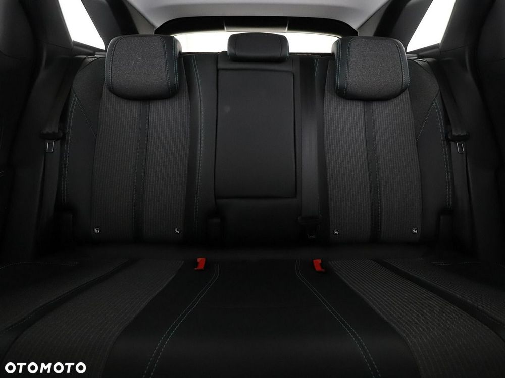Peugeot 3008 1.6 PureTech Hybrid PHEV Allure Pack S&S EAT8 - 19