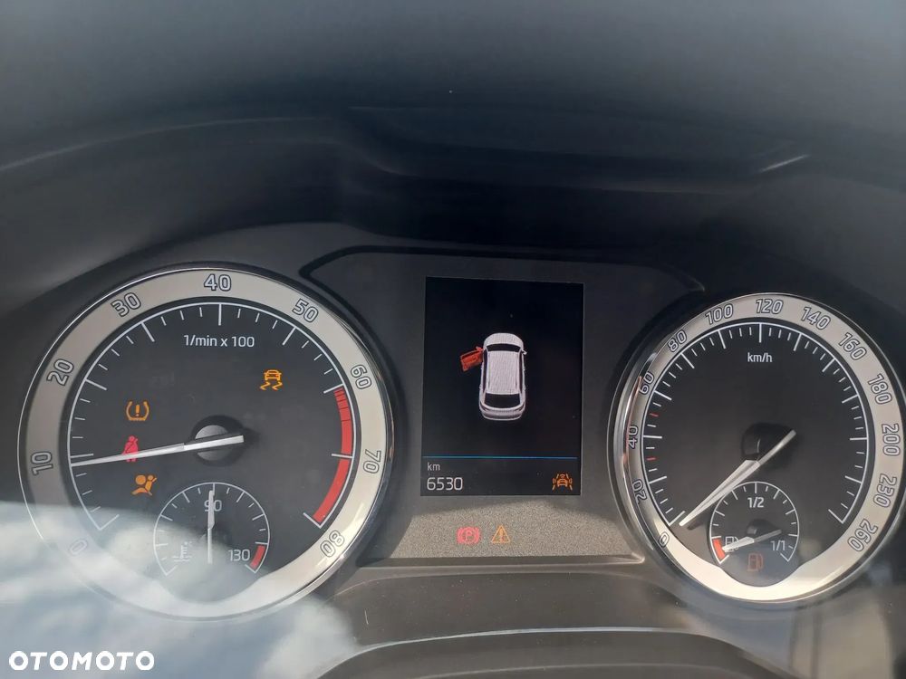 Skoda Karoq 1.0 TSI GPF 4x2 Ambition - 13
