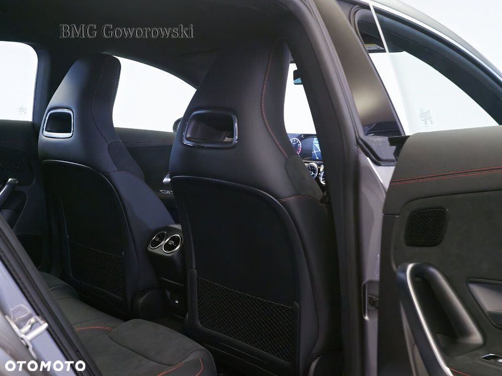 Mercedes-Benz CLA - 9