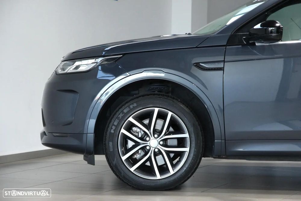 Land Rover Discovery Sport 1.5 I3 P300e AWD SE - 33