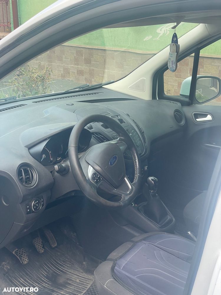 Ford Transit Courier - 5