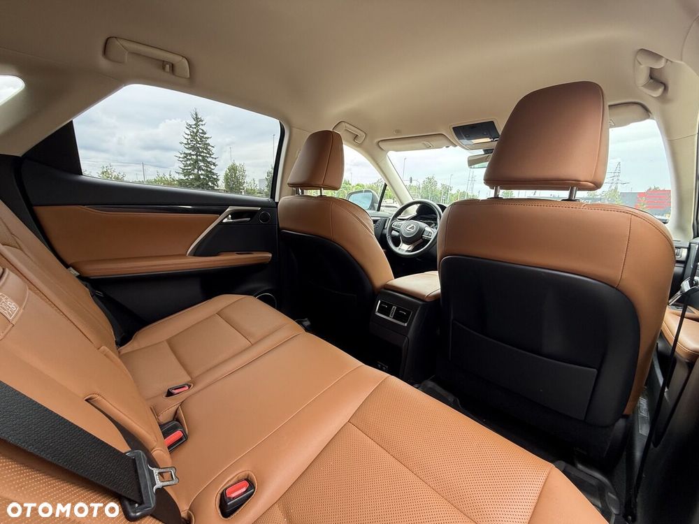 Lexus RX - 11