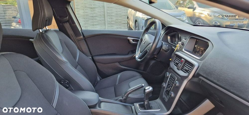 Volvo V40 - 28