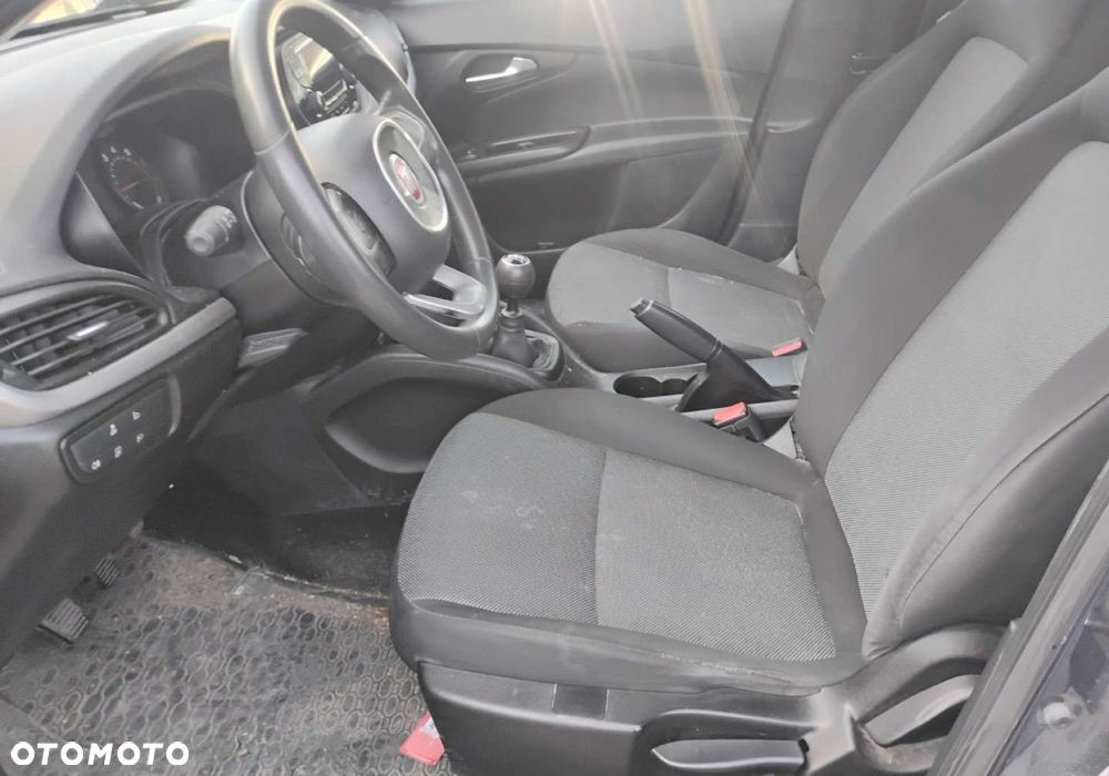 Fiat Tipo - 8