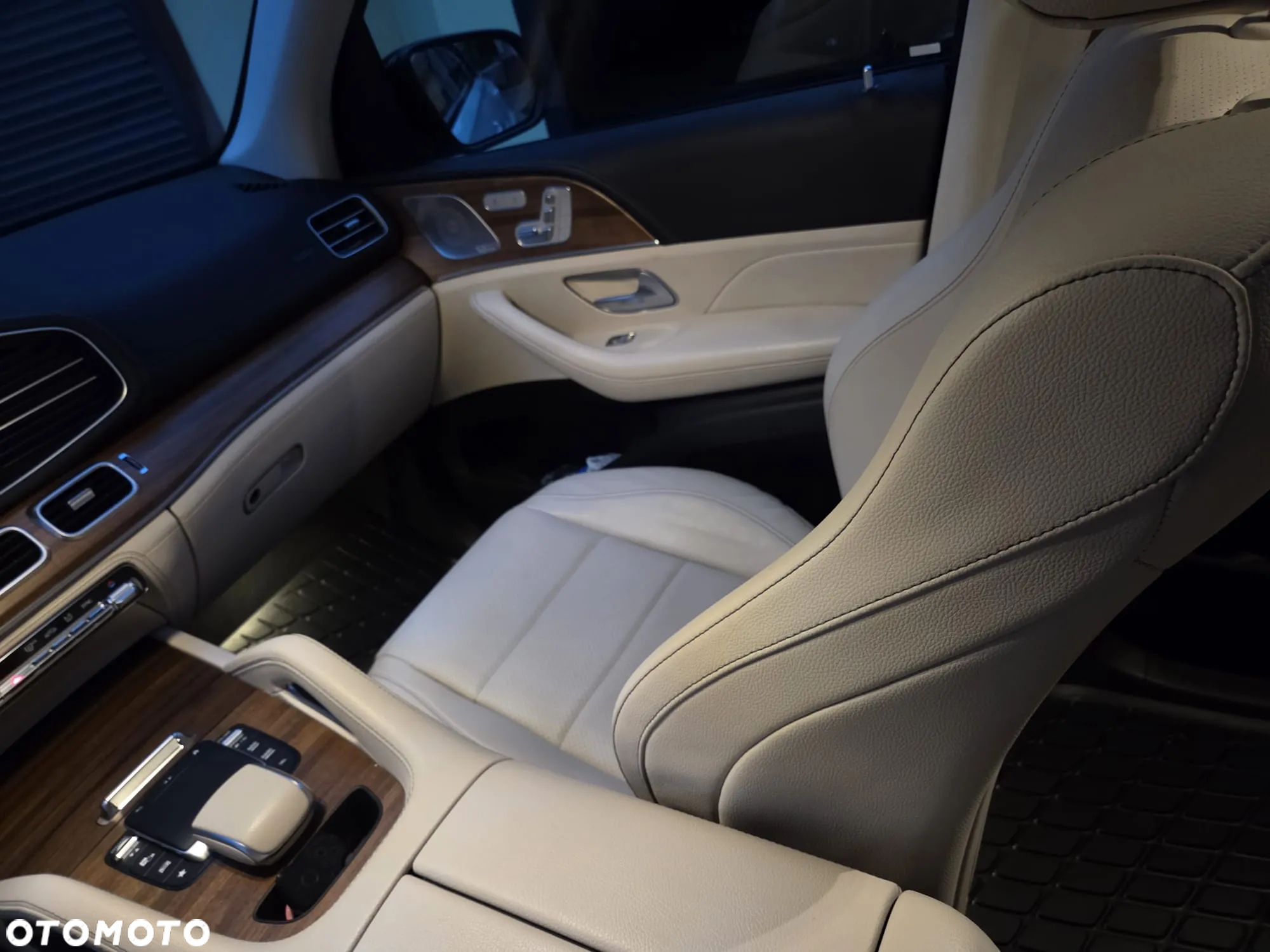 Mercedes-Benz GLE 450 4-Matic - 9