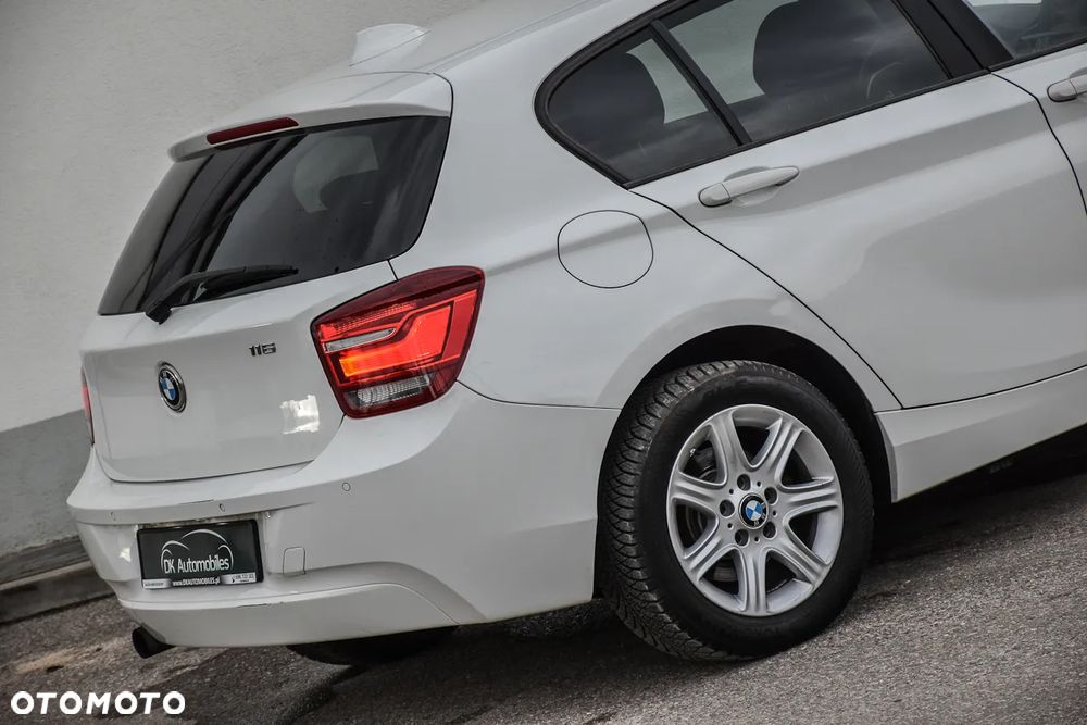 BMW Seria 1 116i - 12