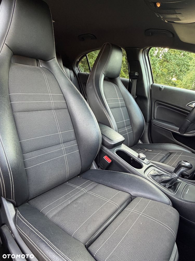 Mercedes-Benz Klasa A 180 d BlueEff Edition - 13