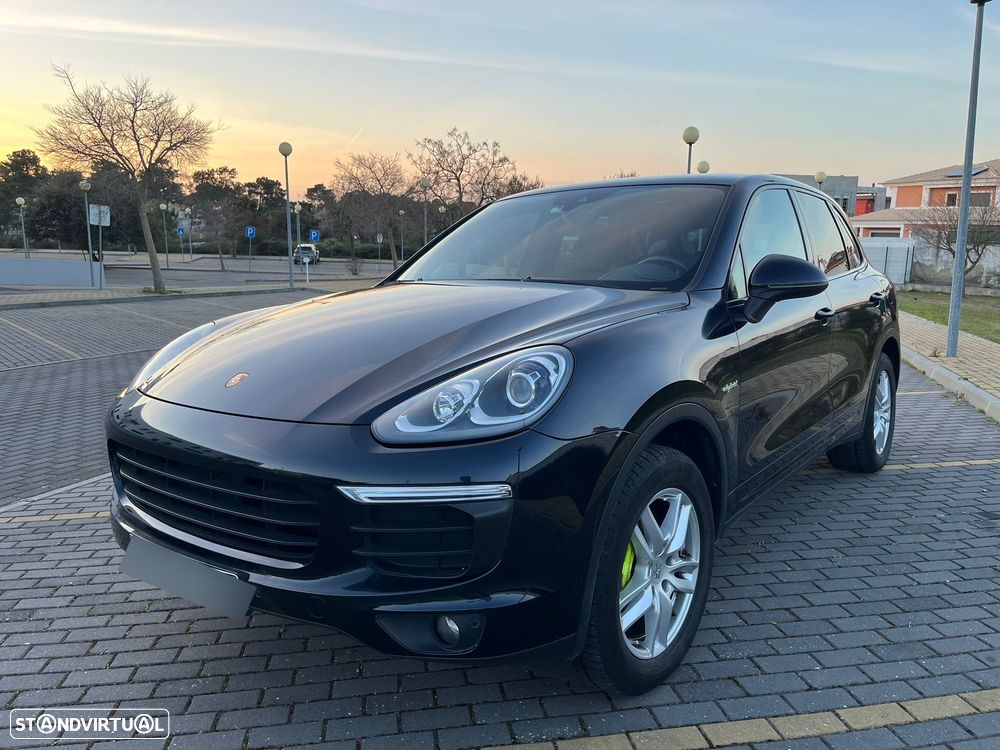 Porsche Cayenne S E-Hybrid - 10