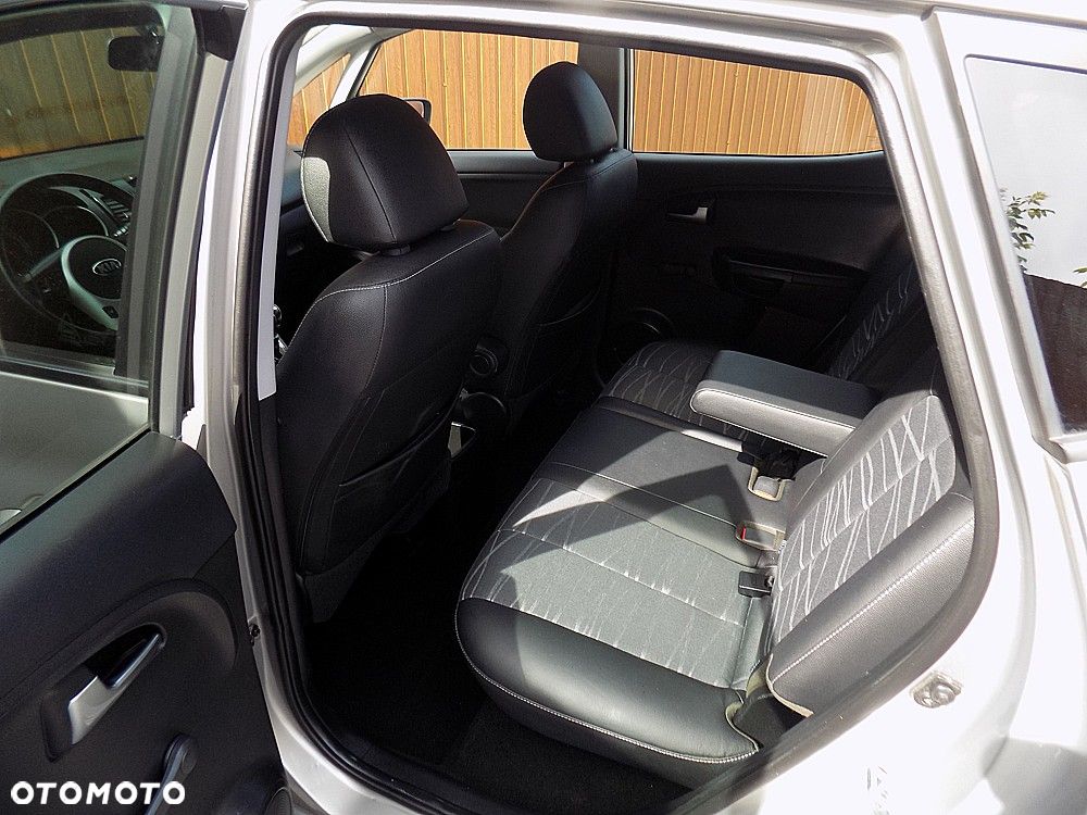 Kia Venga 1.4 CRDi 90 Vision - 6