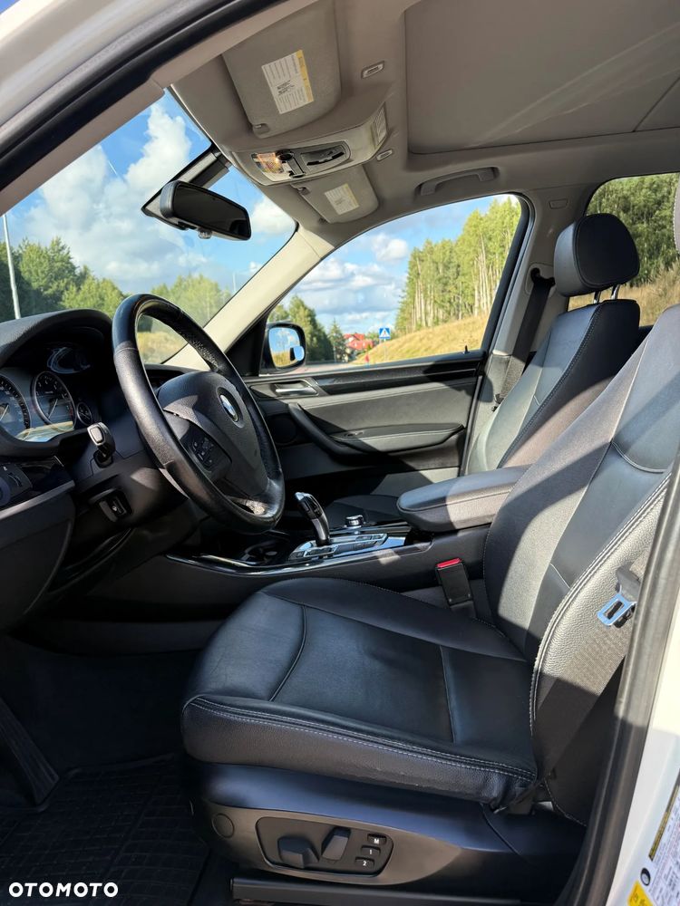 BMW X3 xDrive28i - 12