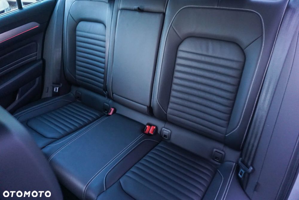 Volkswagen Passat 2.0 TSI 4Mot Elegance DSG - 31