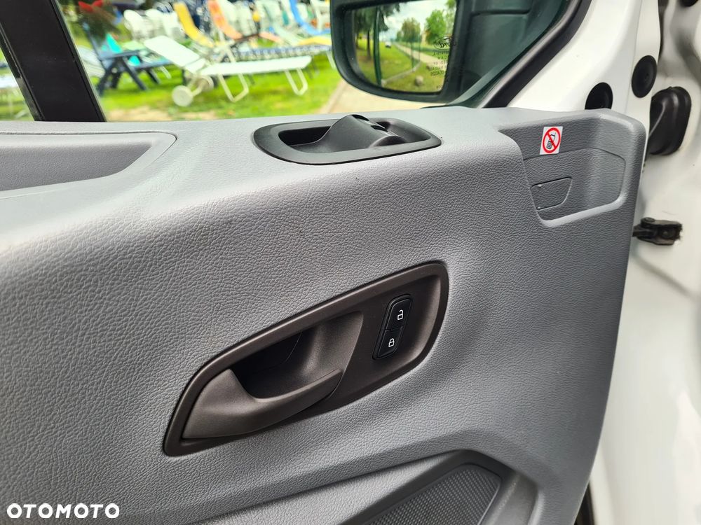 Ford Transit - 11