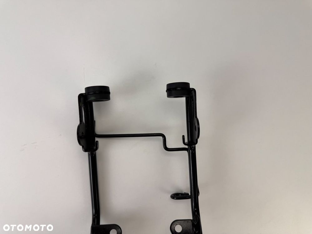 Przedni stelaż mocowanie Yamaha MT 125 2020+ - 4