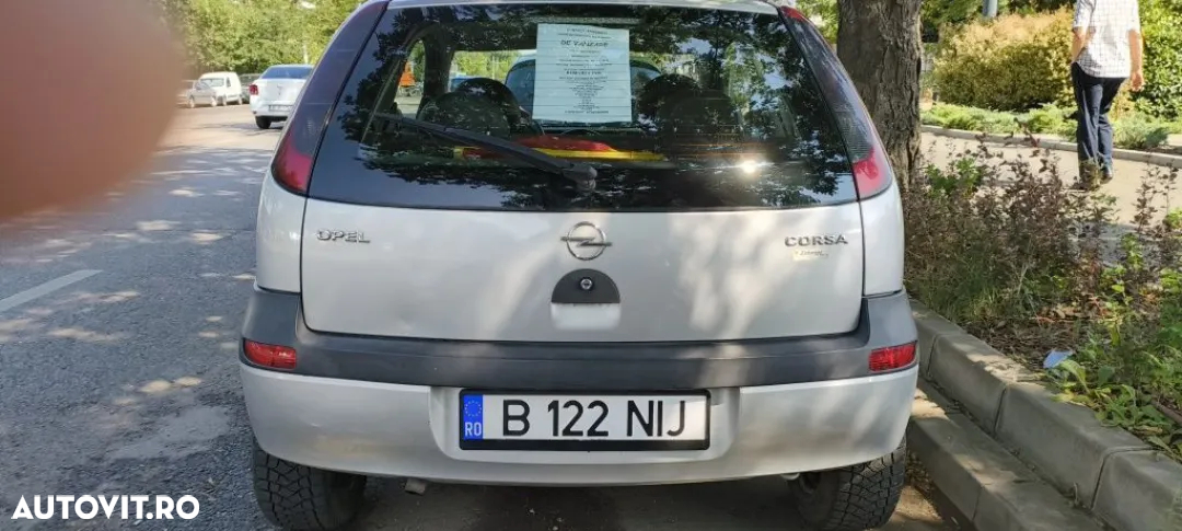 Opel Corsa 1.0i Club - 4