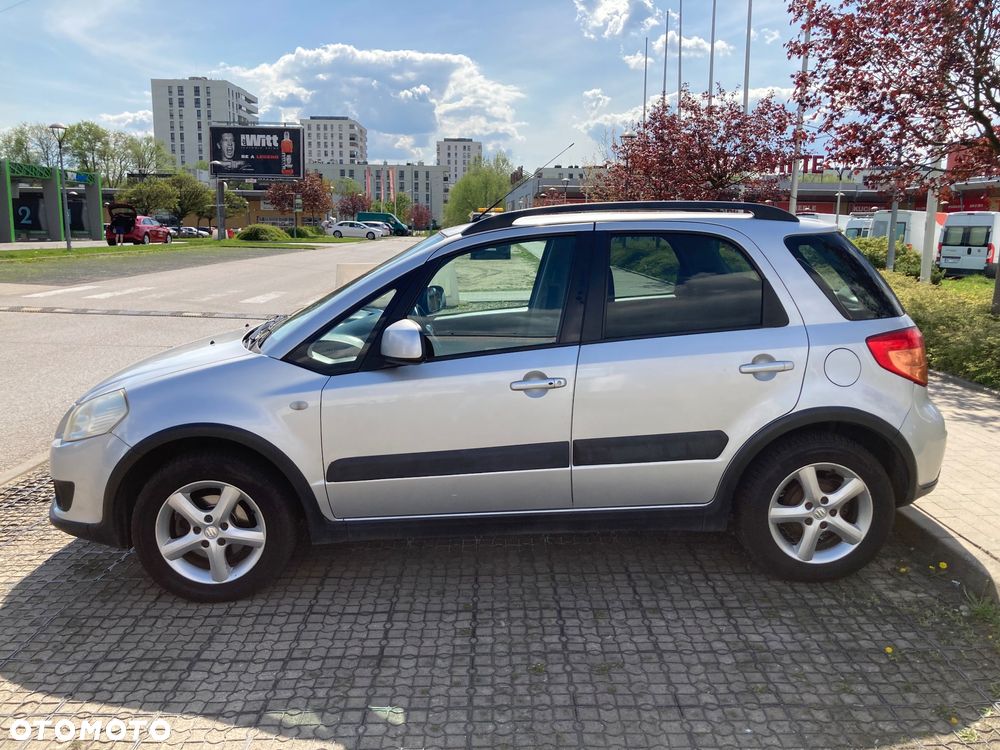 Suzuki SX4 - 1