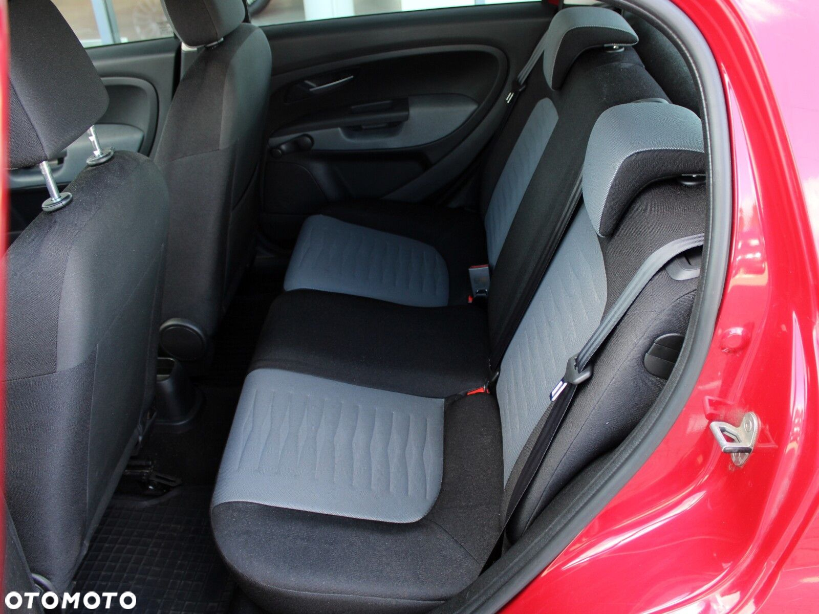 Fiat Punto - 13