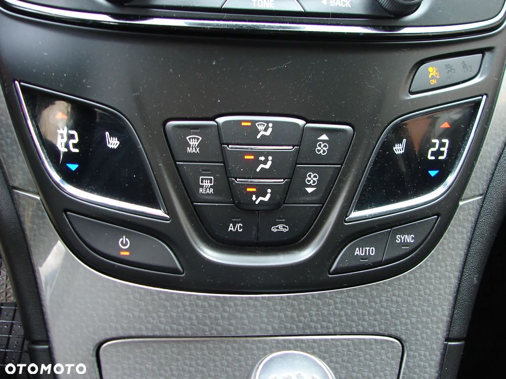 Opel Insignia - 19