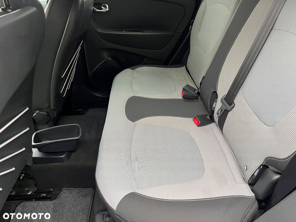 Renault Captur 1.2 TCe Helly Hansen EDC - 19