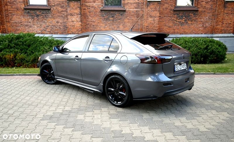 Mitsubishi Lancer 1.6 Intense - 18