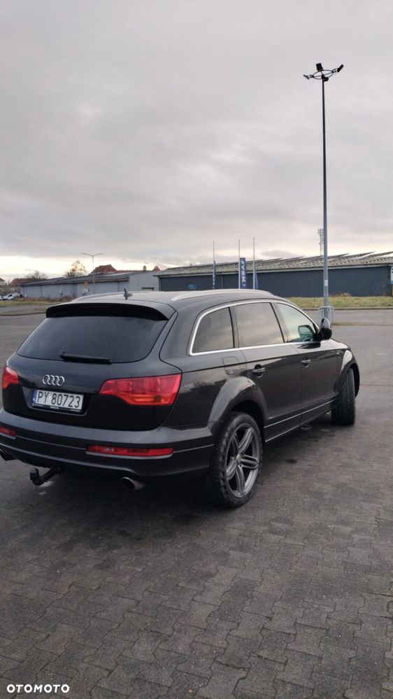 Audi Q7 - 6