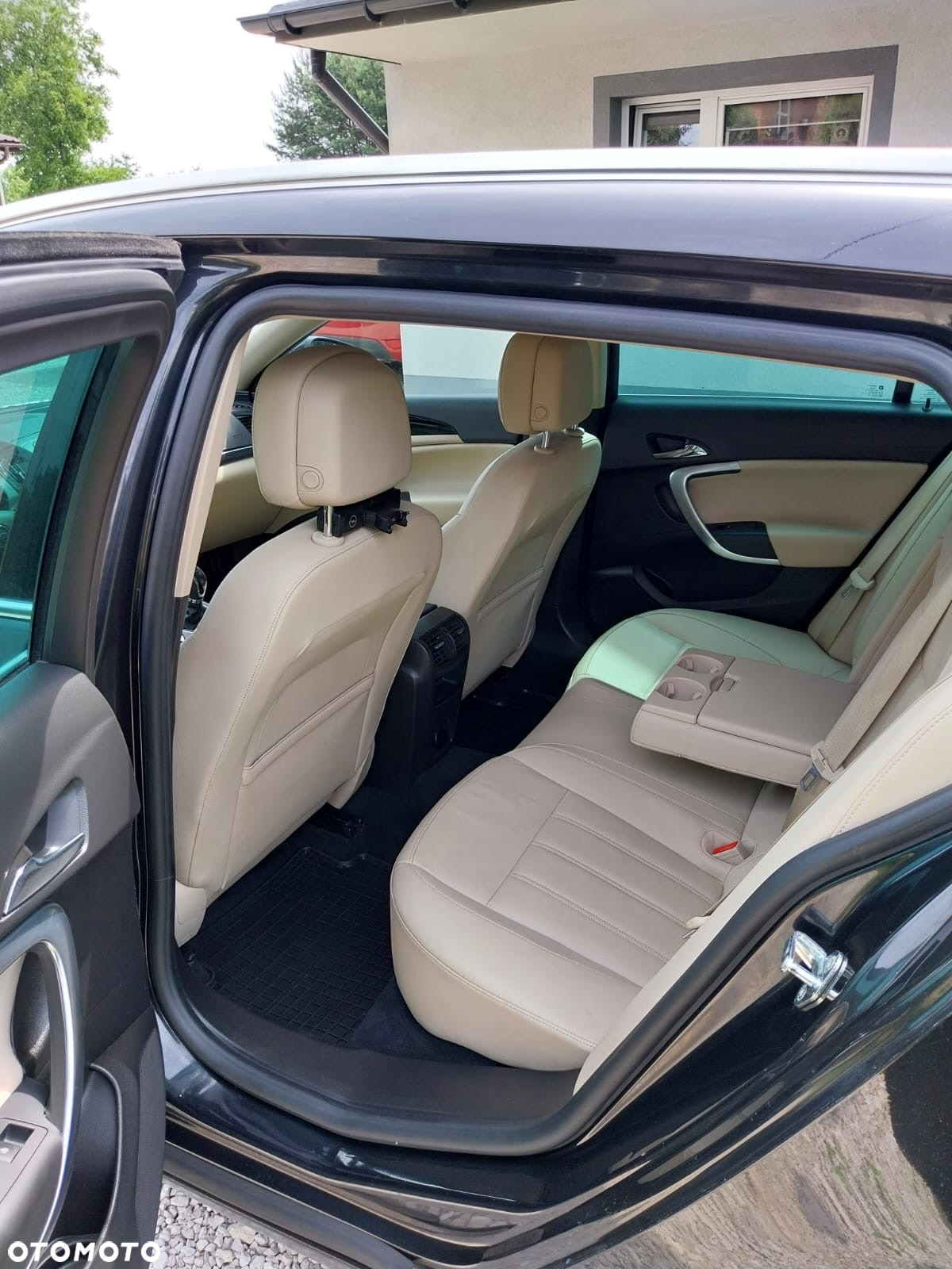 Opel Insignia - 10