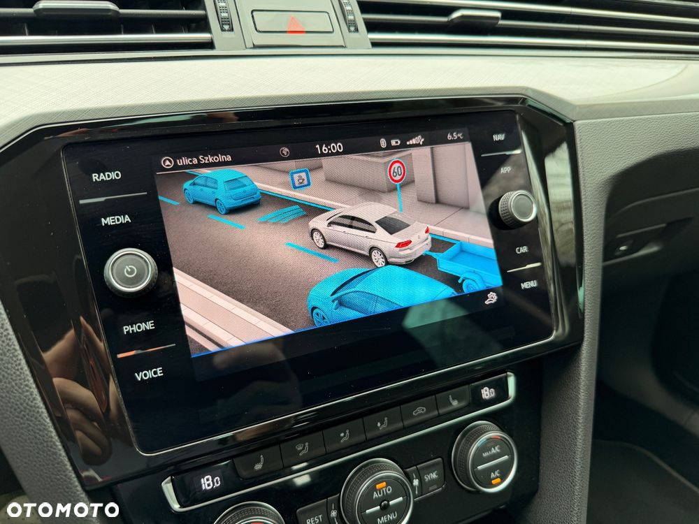 Volkswagen Passat 2.0 TSI Elegance DSG - 15