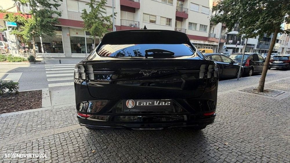 Ford Mustang Mach-E 75.7 kWh Premium AWD - 6