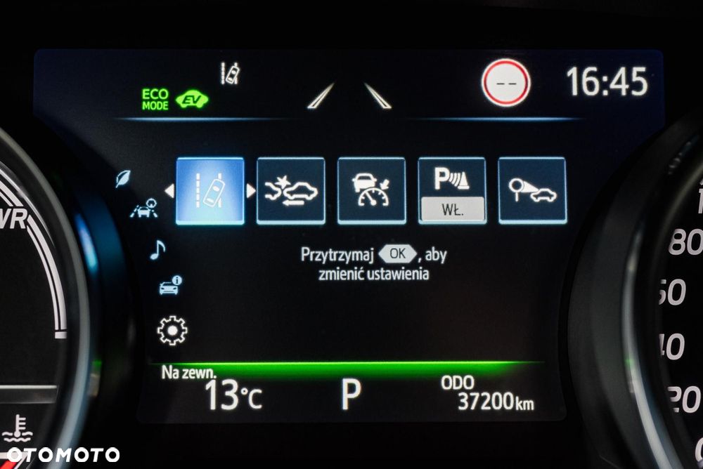 Toyota Camry 2.5 Hybrid Comfort CVT - 29