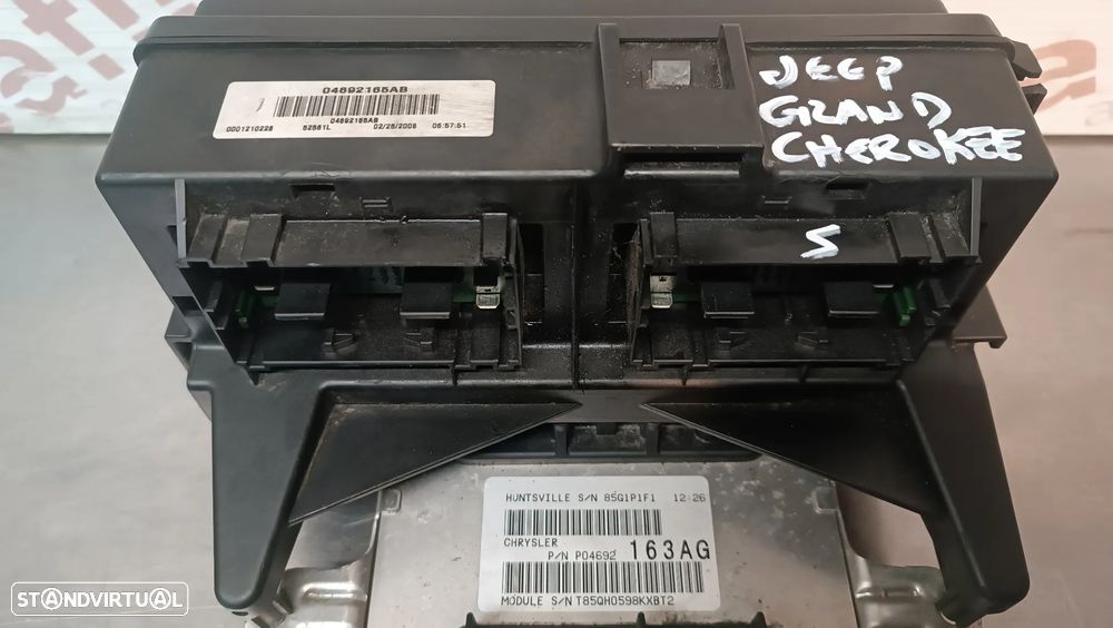 MODULO UCH BCM JEEP GRAND CHEROKEE P04692163AG P04692160AG 04692165AB - 1