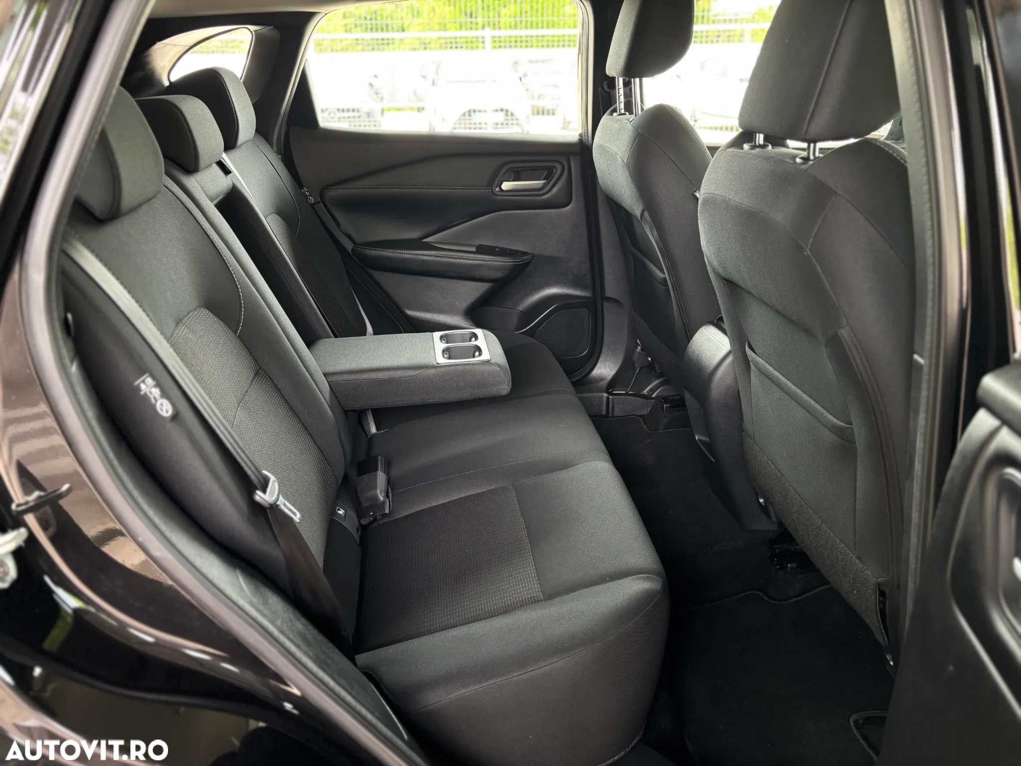 Nissan Qashqai 1.3 DIG-T MHEV Xtronic N-Design - 38