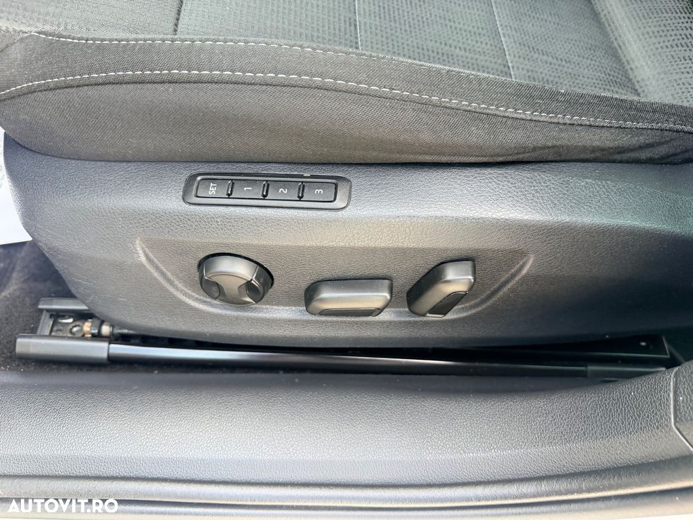 Skoda Superb 1.6 TDI GreenLine - 21
