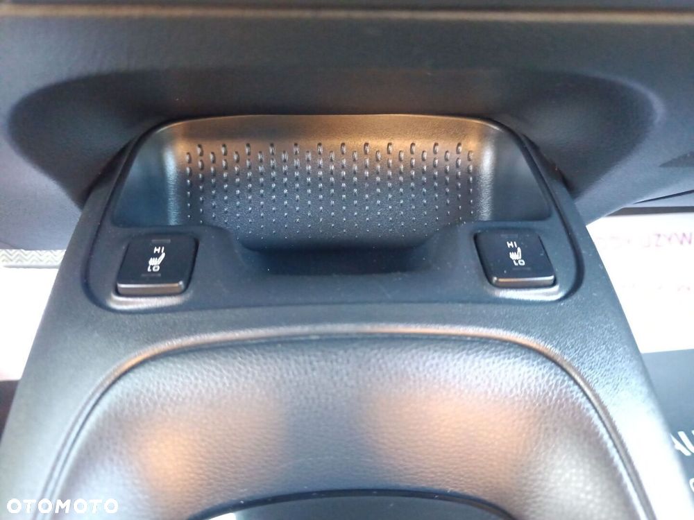 Toyota Corolla 1.8 Hybrid Comfort - 36
